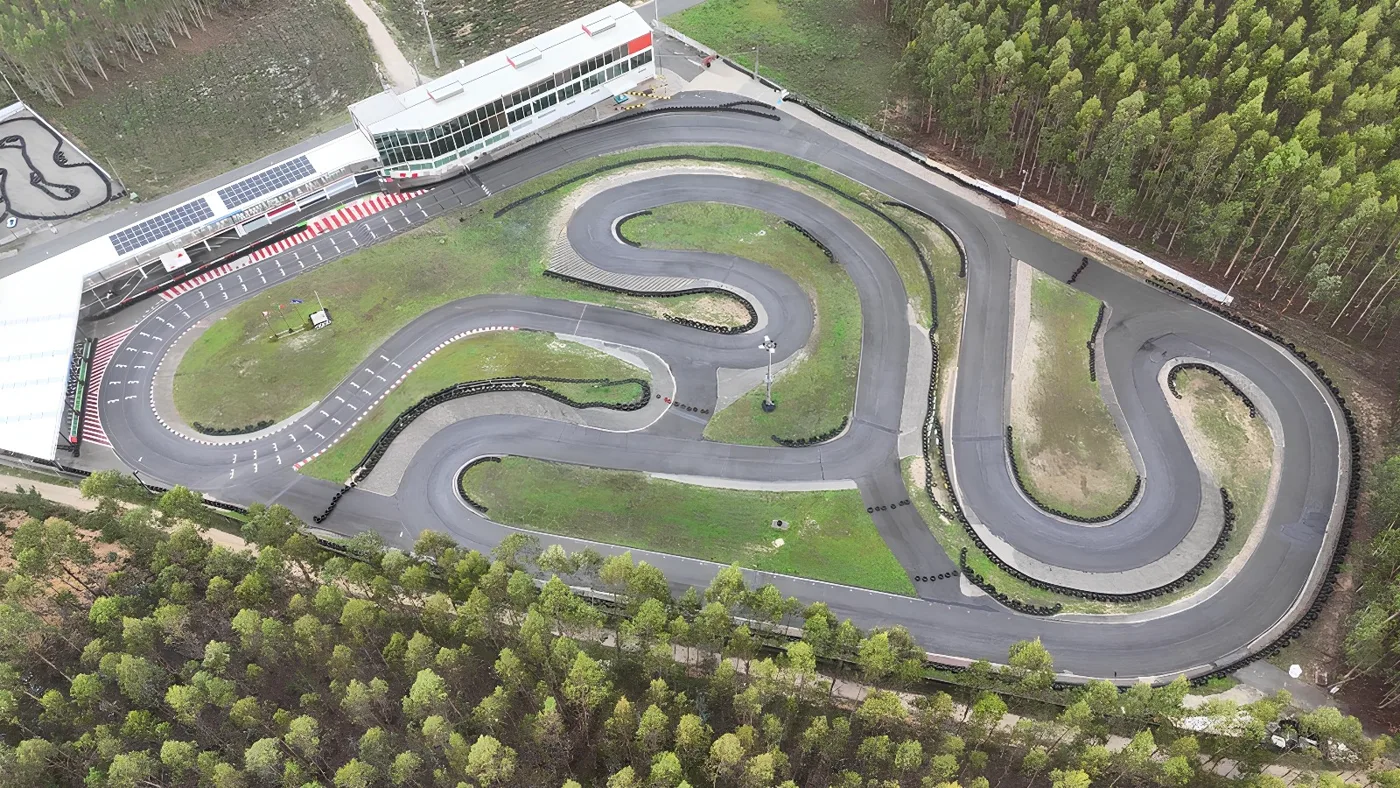 Vista aérea da pista EUROINDY na Batalha